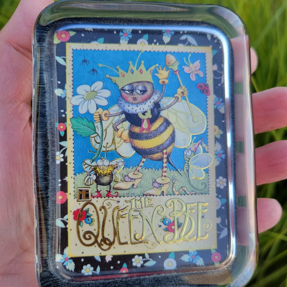 Mary Engelbreit Queen Bee Paperweight ~Whimsical & Fun! ~ Metallic Accent ~ Cute